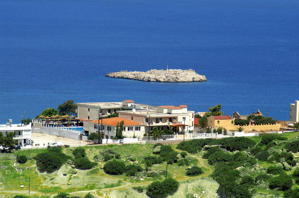 Seven Stars Hotel Karpathos Exterior foto